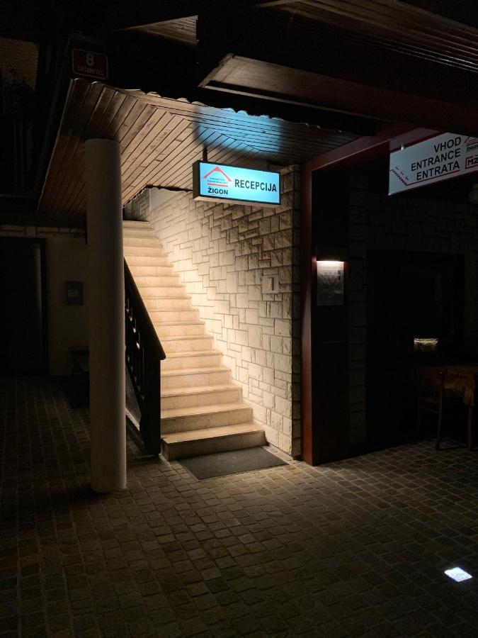 Zigon Bed & Breakfast Logatec Buitenkant foto