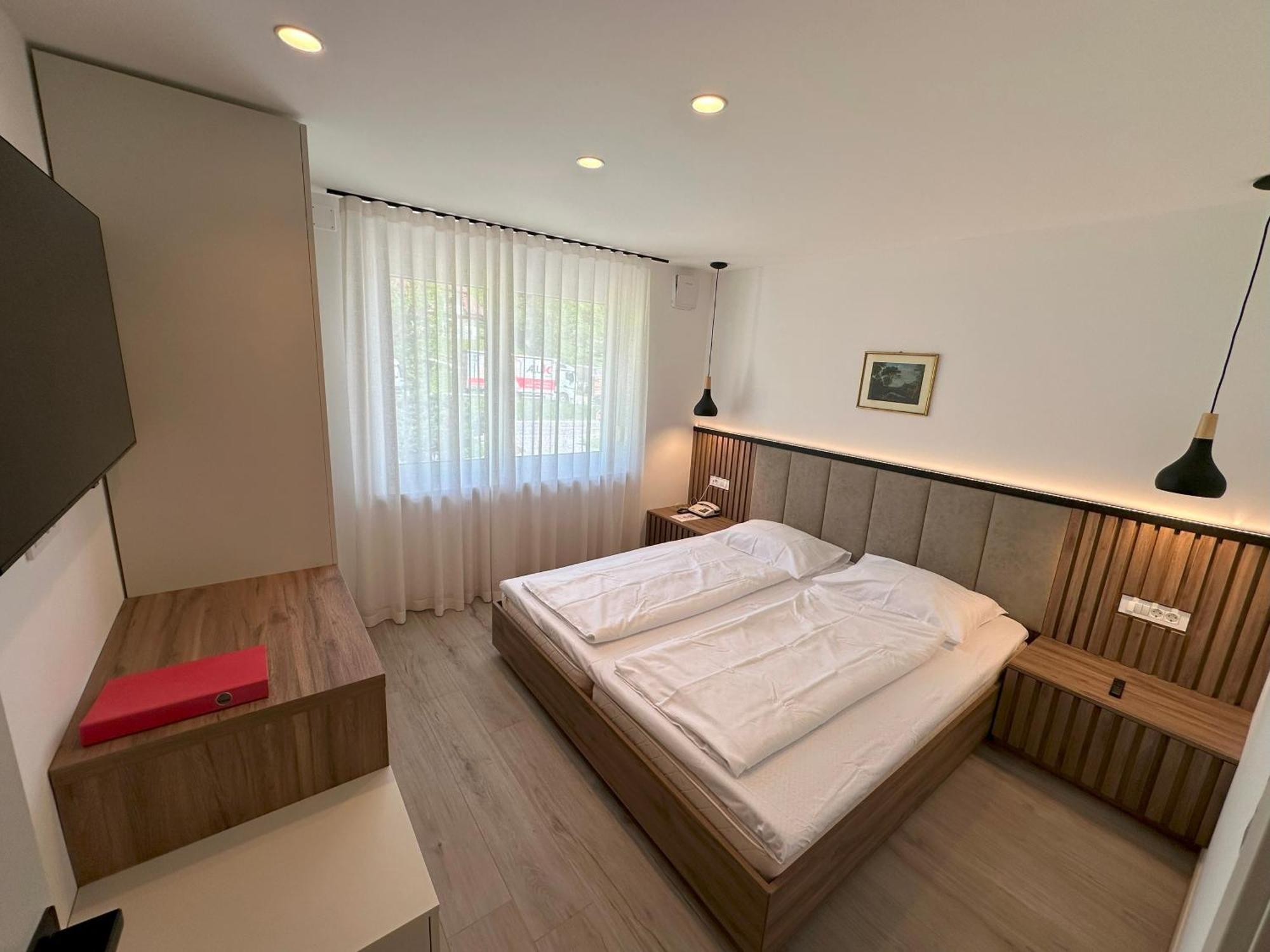 Zigon Bed & Breakfast Logatec Buitenkant foto